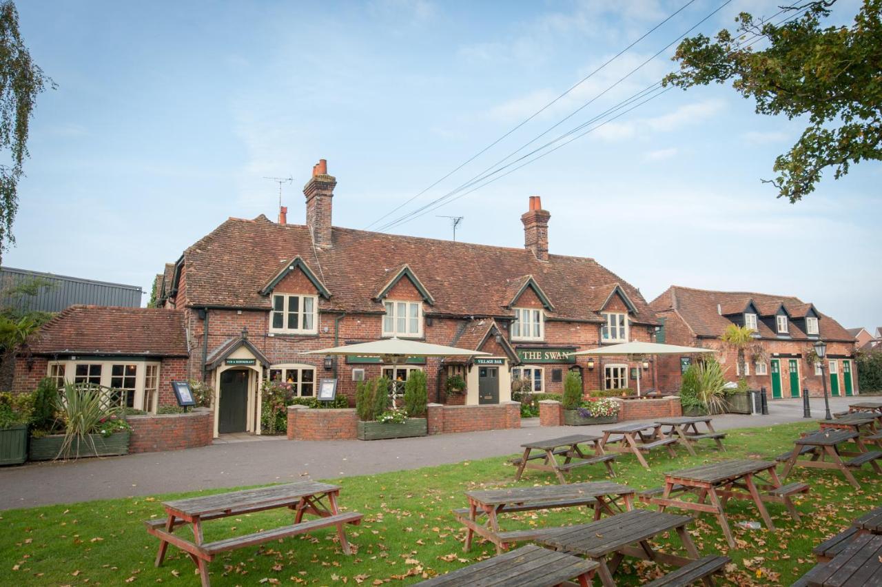 Swan, Thatcham By Marston'S Inns מראה חיצוני תמונה